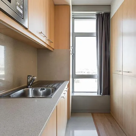 Dragon Stadium W Balcony By Lovelystay Apartamento