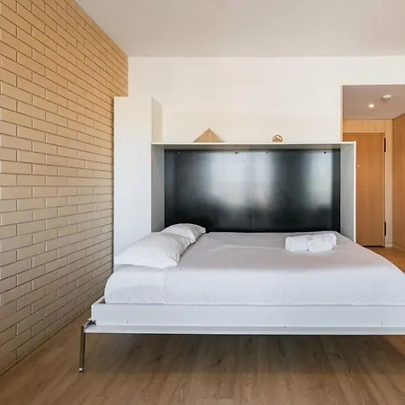 Dragon Stadium W Balcony By Lovelystay Πόρτο