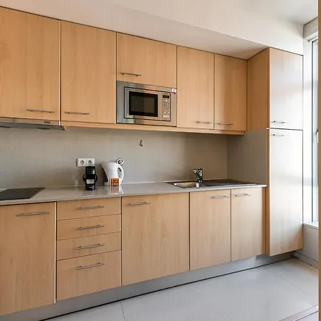 Apartman Dragon Stadium W Balcony By Lovelystay *